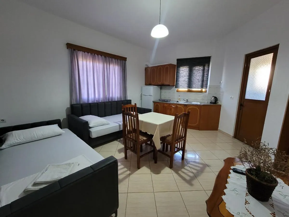 Vila Anxhelo Ksamil