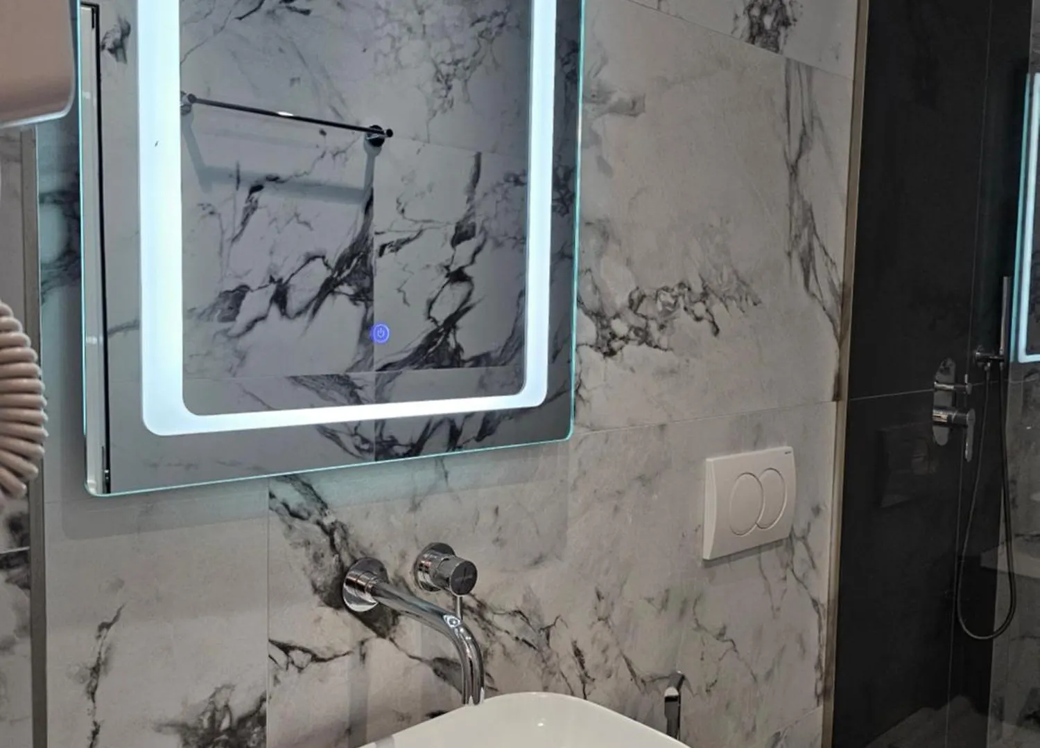 Vila Anxhelo Ksamil Apartament