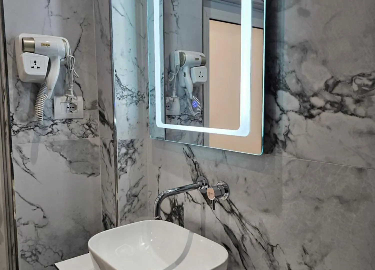 Vila Anxhelo Ksamil Apartament