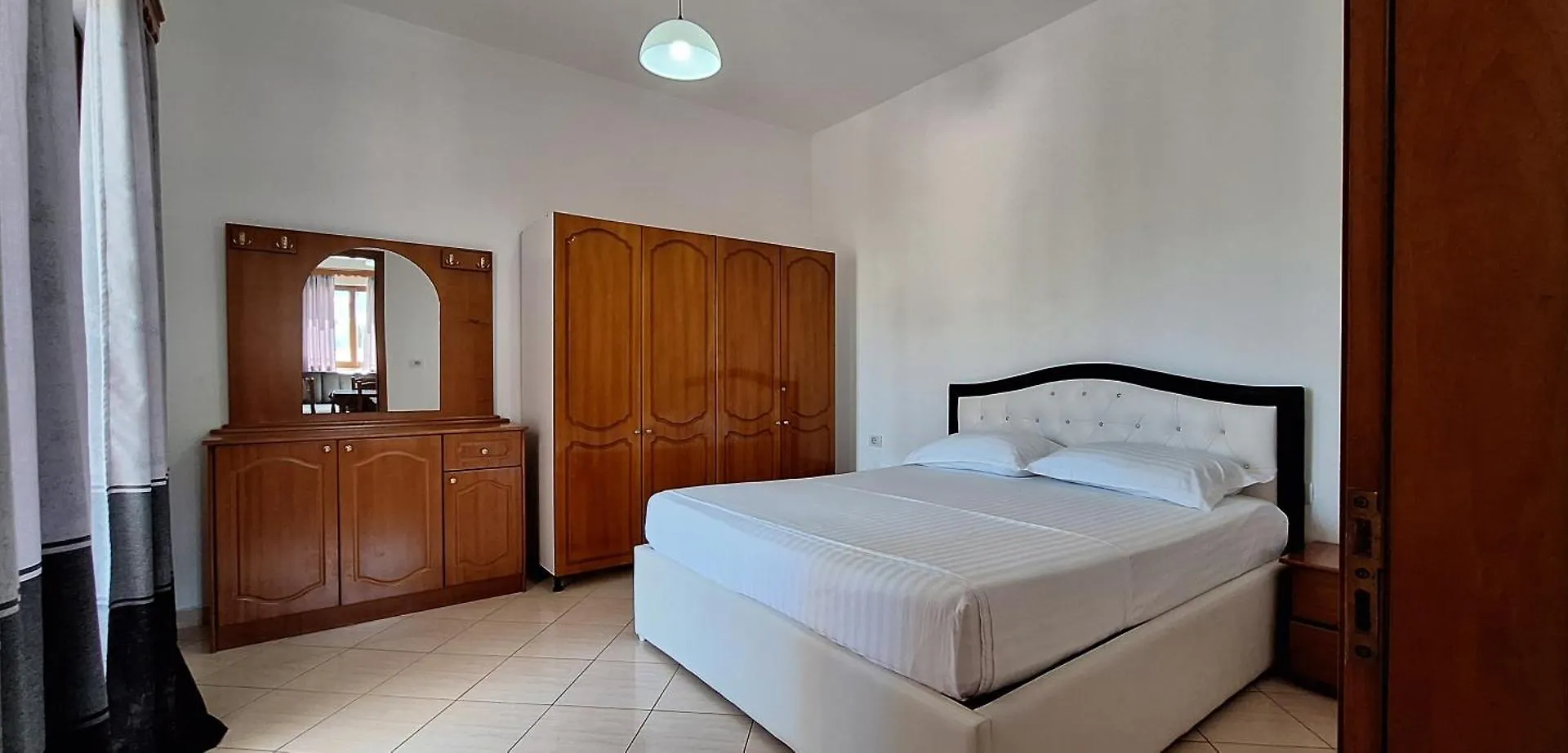Vila Anxhelo Ksamil Apartment