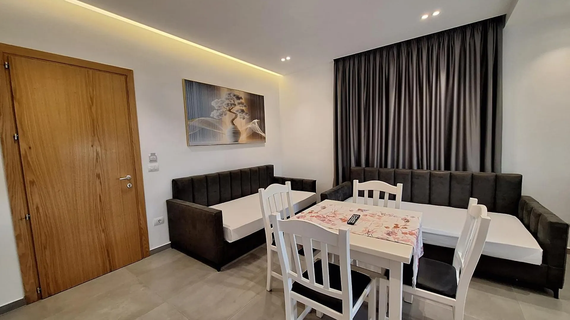 Vila Anxhelo Ksamil Apartment