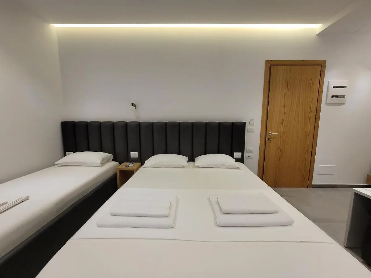 Vila Anxhelo Ksamil Apartament