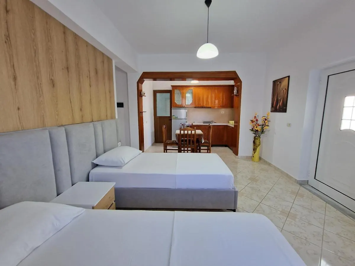 Vila Anxhelo Ksamil Apartament